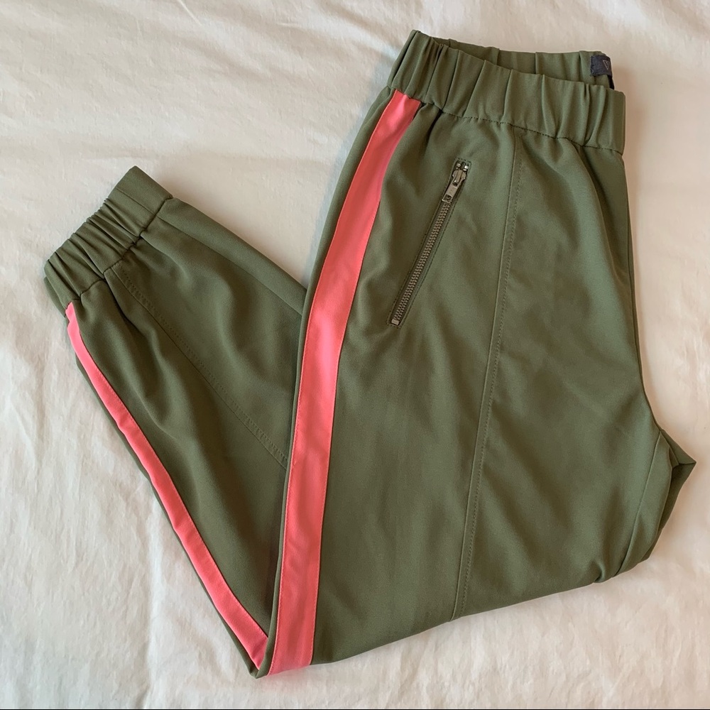 GUESS Luxe Slim Jogger